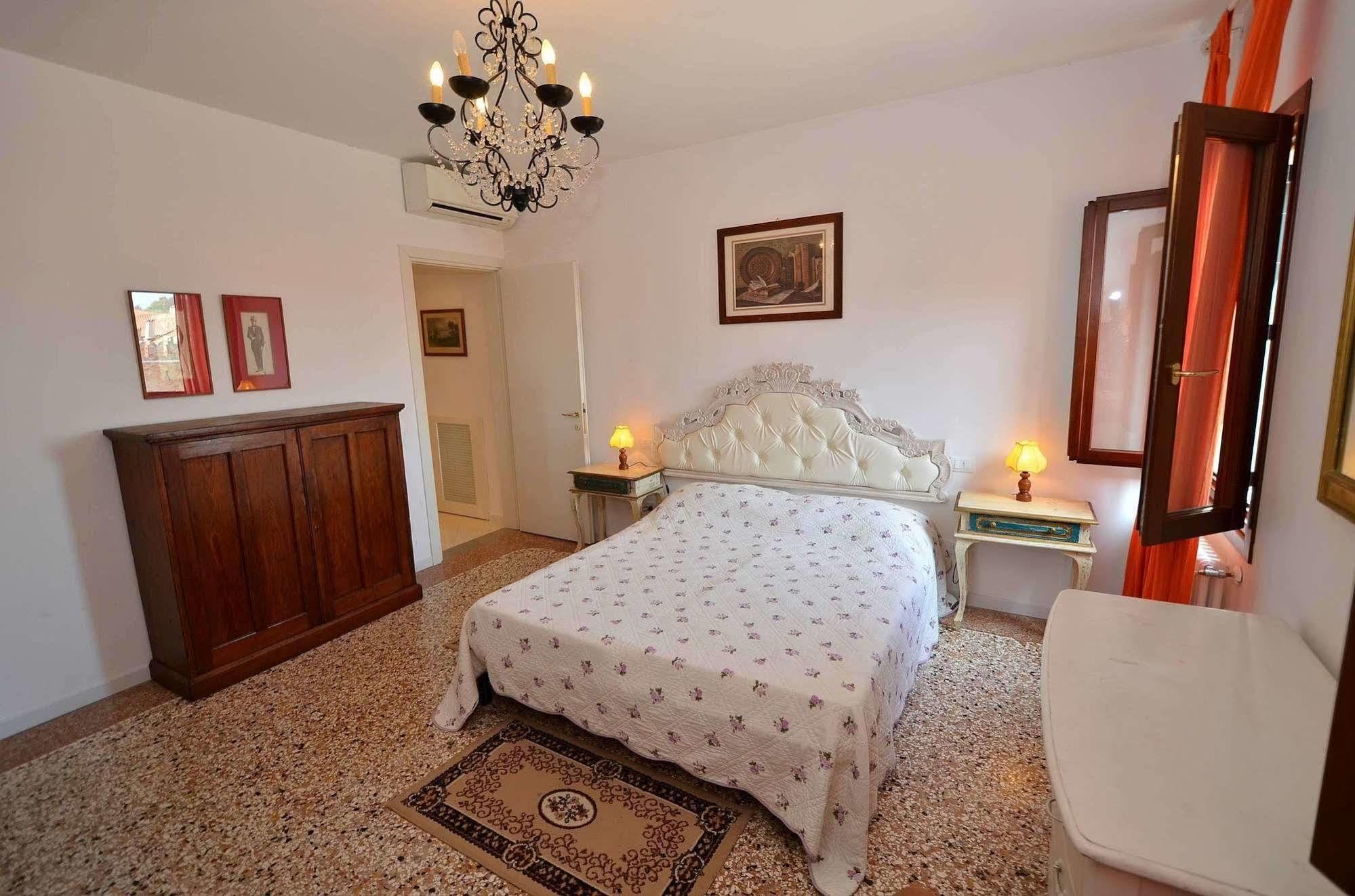 Angelina * Venezia